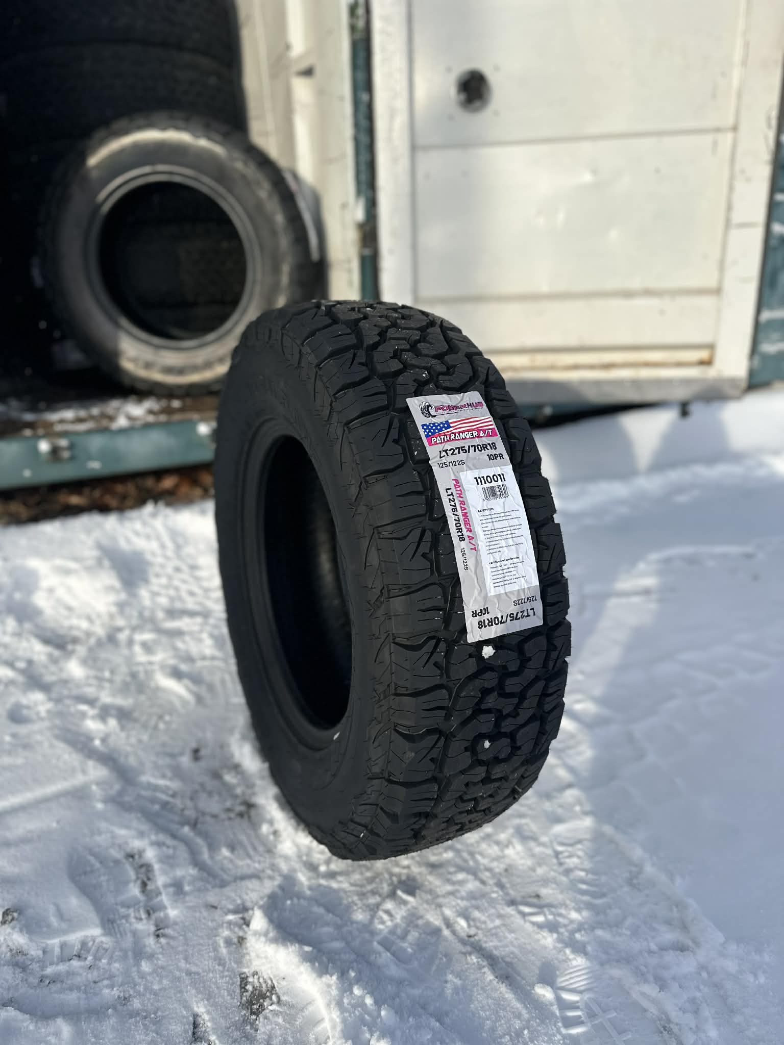 275/70R18 LT POWERHUB AT 10 PLY