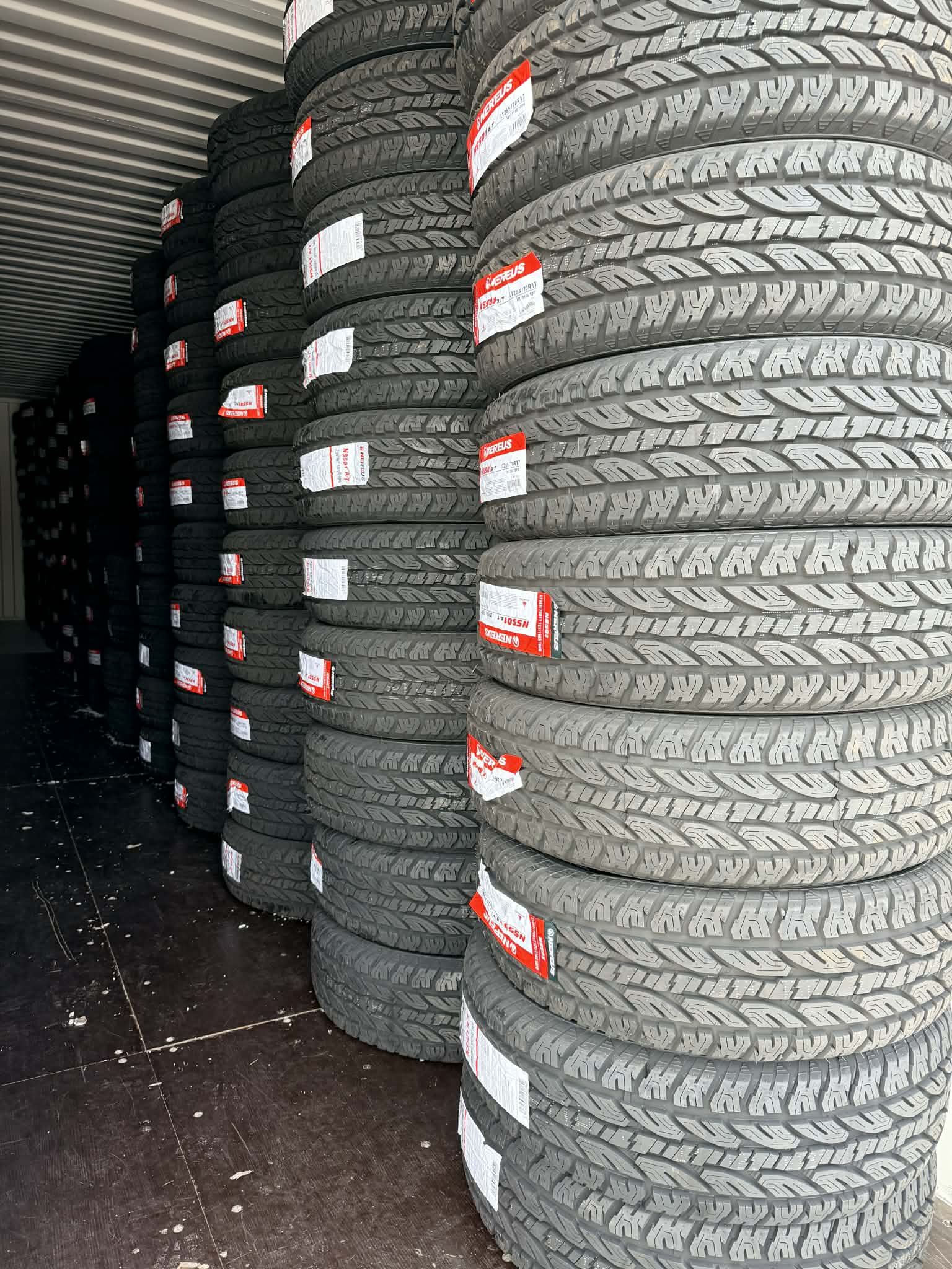 265/70R17 LT NEREUS A/T 10 PLY